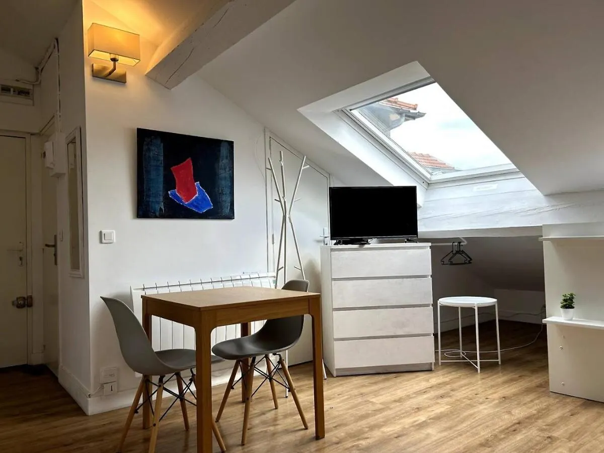 Rachais Ci - Lyon 2 - Quiet Comfortable And Bright Studio In Garibaldi 0*,  Fransa